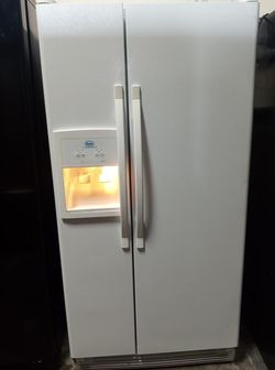 Roper Side By Side White Refrigerator
