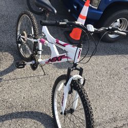 NEXT bike 24”)( Speed 18