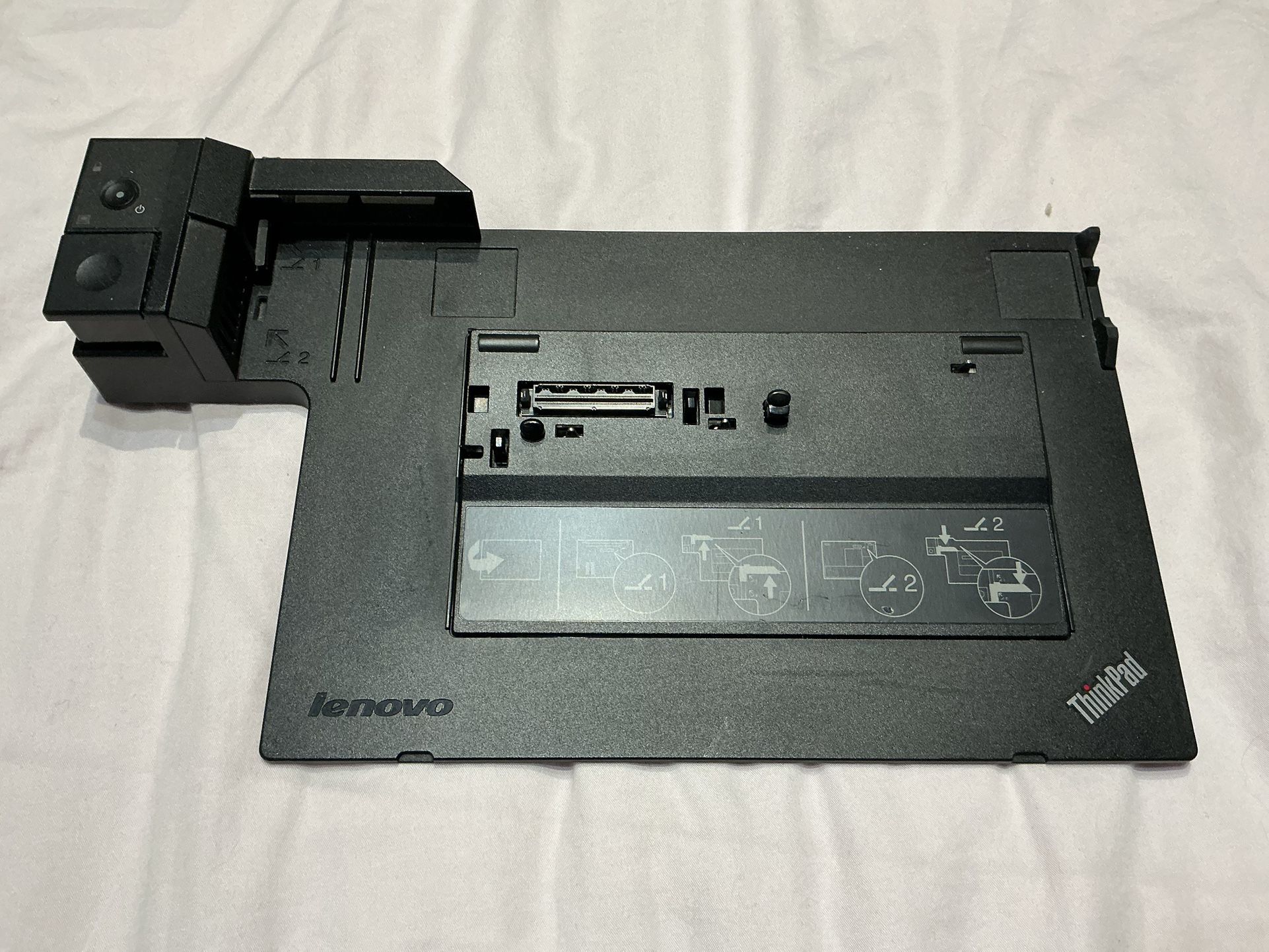 Lenovo 433835U 433830U ThinkPad Mini Dock Plus Series 3 USB 3.0 w/ Key + 170W AC