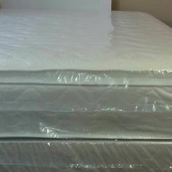 New Queen Size Pillow Top Mattress And Box Spring. Delivery Is Available 