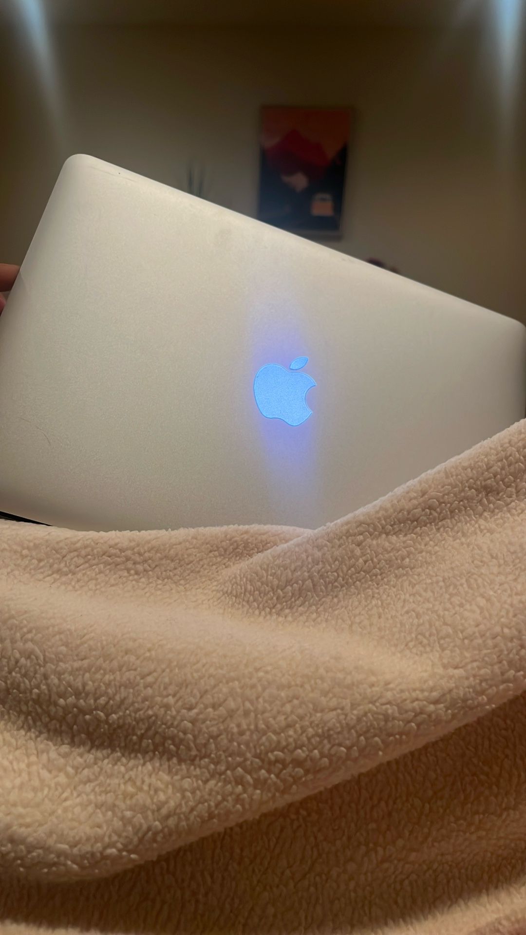 MacBook 13”