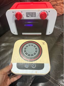 Toddler microwave and burner $12