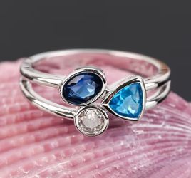 Pretty Multi Colored Blues Silver Tone Ring