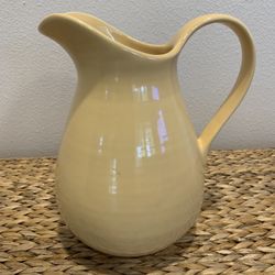 Four’s Gift Fresh Territory Country Kitchen Farmhouse Yellow Glazed Pitcher Home Decor!!!!