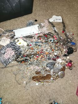 Bulk costume jewelry necklaces
