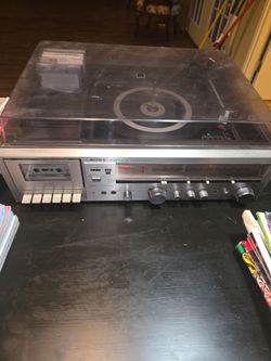 VINTAGE SONY 3-IN 1 Vinyl Record Turn Table, Cassete Player, & AM/FM Radio HMK-119 Vintage Cassette Tapes included!