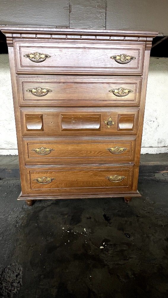 Owosso Dresser