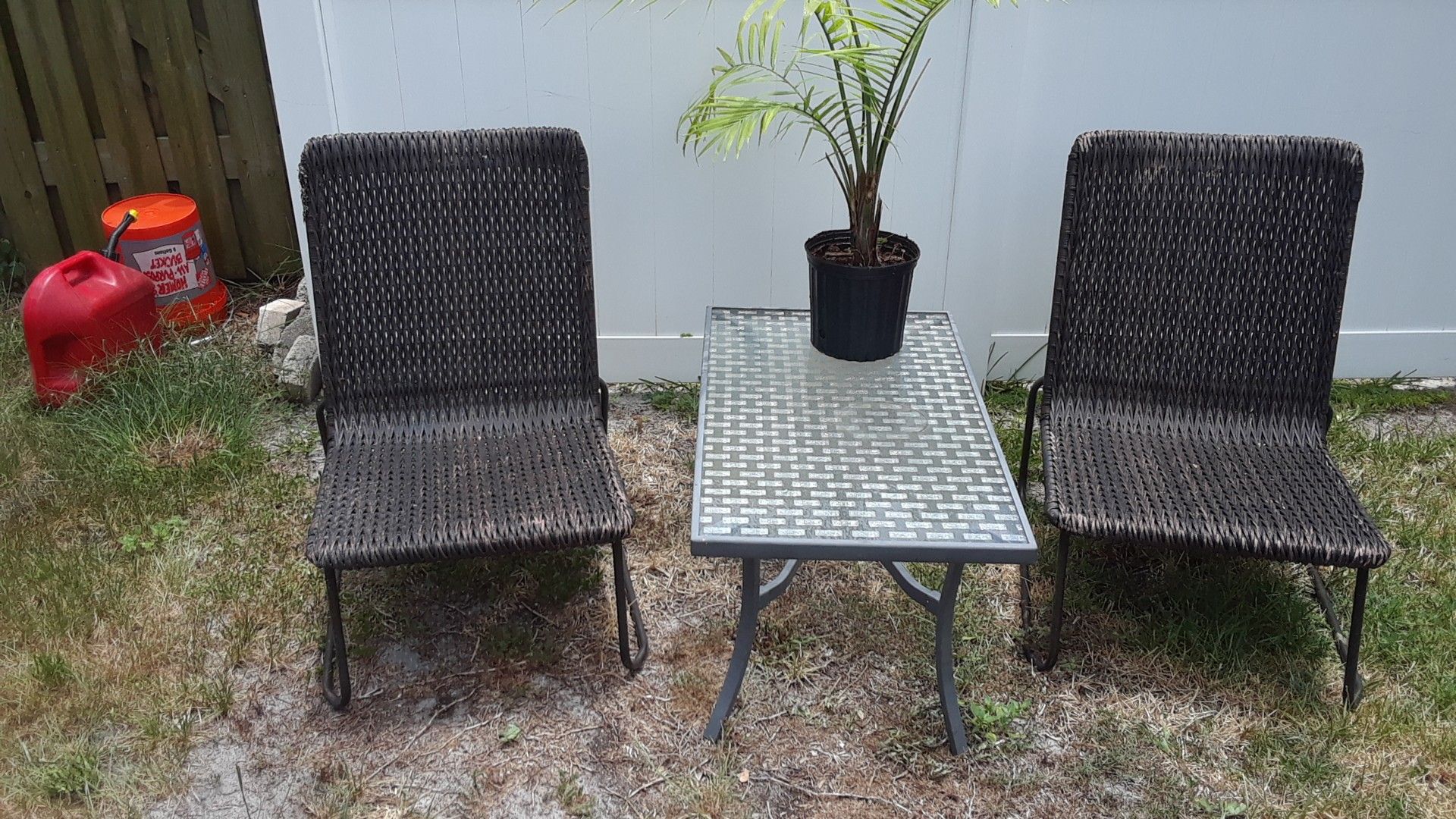 Used Patio Furniture Set.