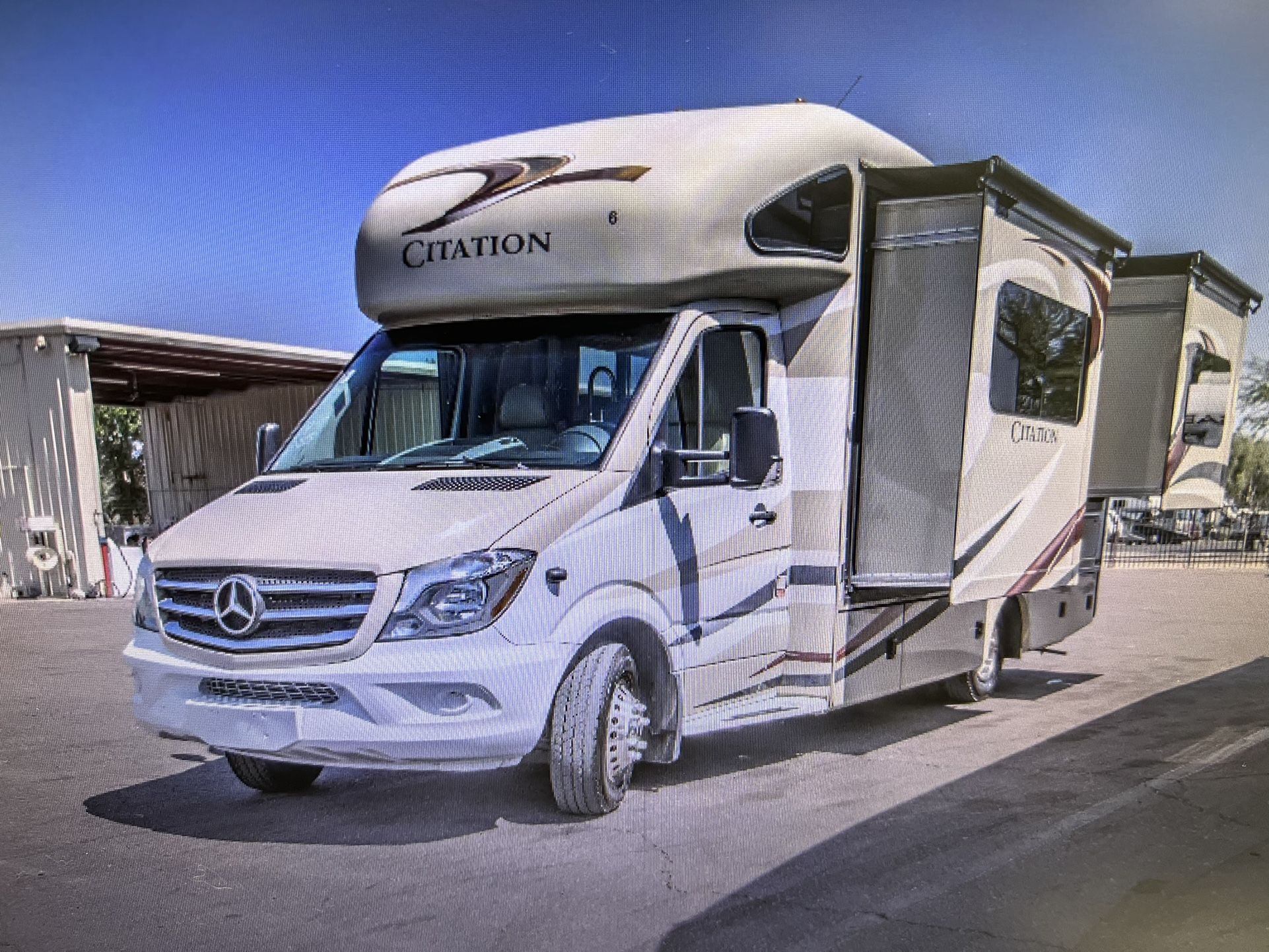 2018 CHATEAU CITATION 24SS