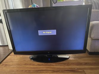 Westinghouse TV 42 inches