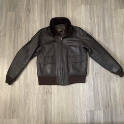 Vintage 1970s black leather bomber jacket with fur collar leather #bomberjacket Size 46/Large  Excellent condition  #USA #Leather #Fashion #Depopselle