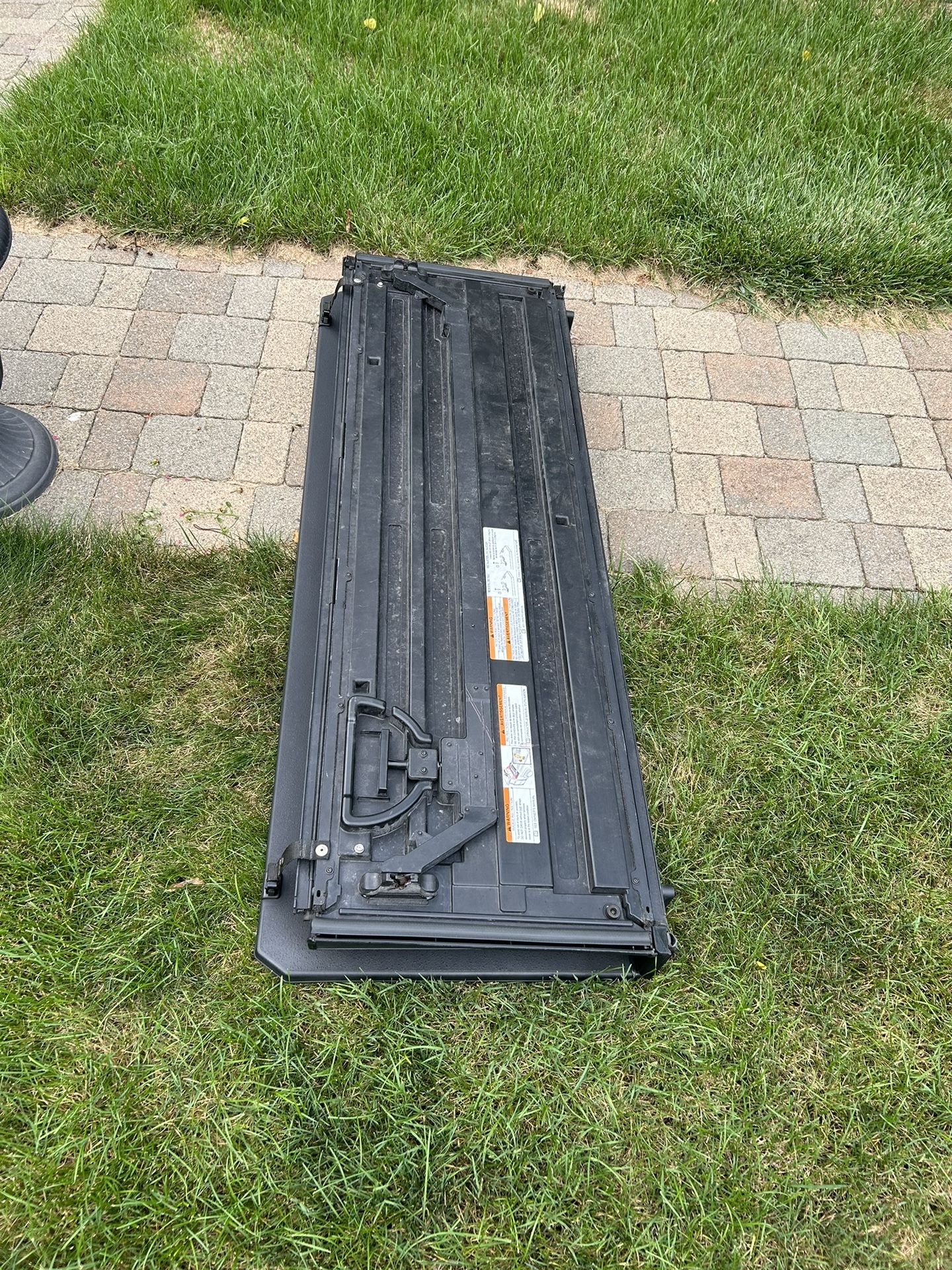 2022 Toyota Tacoma Tonneau Bed Cover