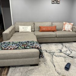 SOFA / COUCH FOR SALE 