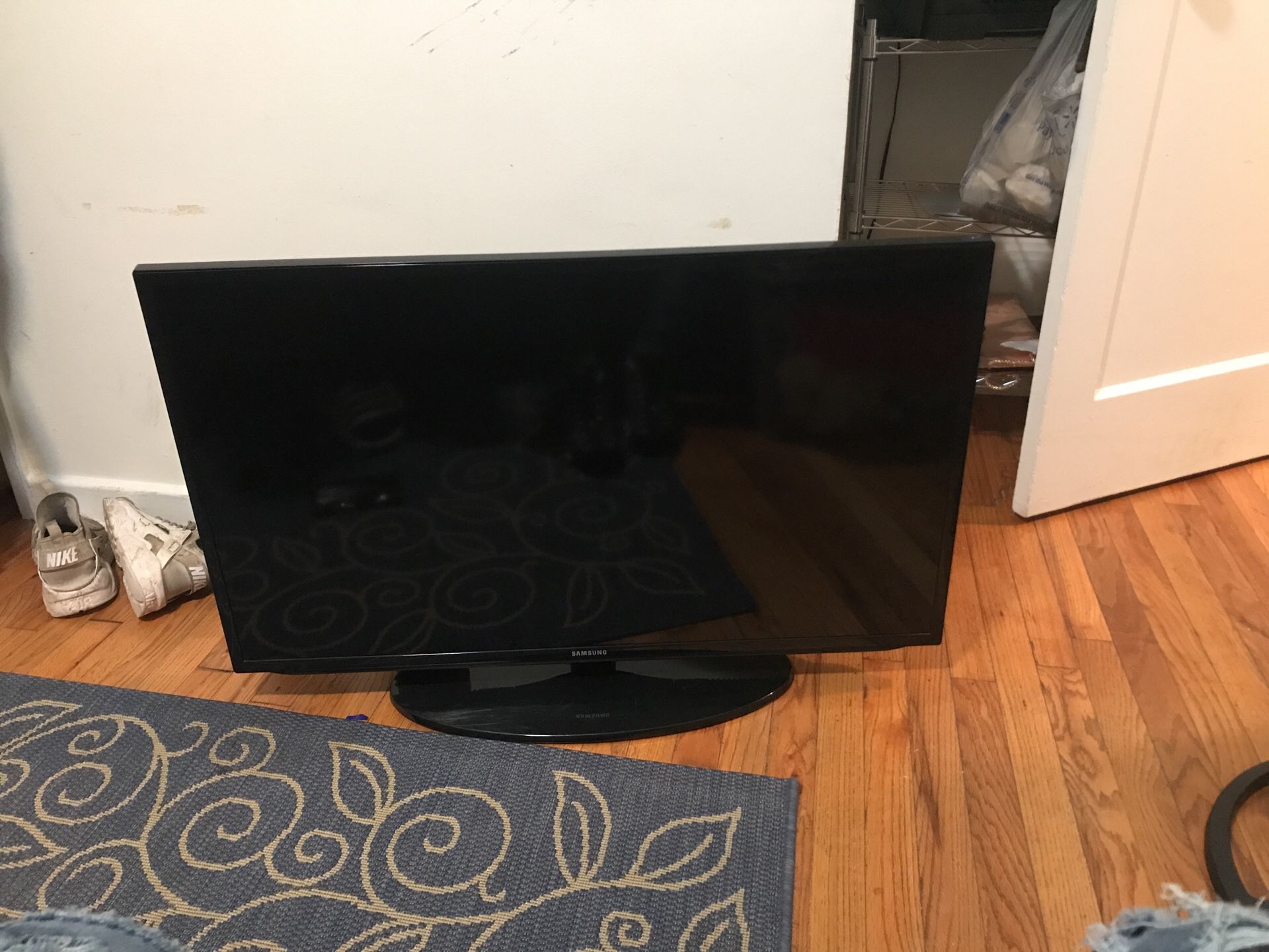 Flat screen tv