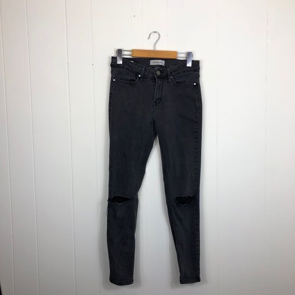 Calvin Klein Distressed Ankle Skinny Jeans Sz 28