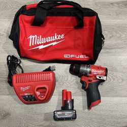 Milwaukee M12 Fuel Drill 