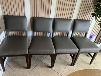 Four dining table chairs