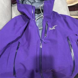 Purple Arc’teryx Jacket (New Condition) 