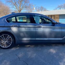 2018 BMW 5 Series 