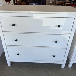 IKEA Dresser Drawers (white)