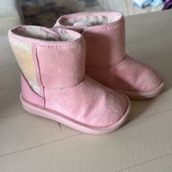 Oshkosh Little Kids Boots Size 7
