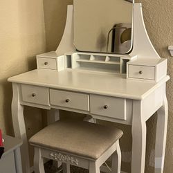 Makeup Vanity Table W Mirror & Chair