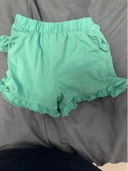 Shorts size 3t