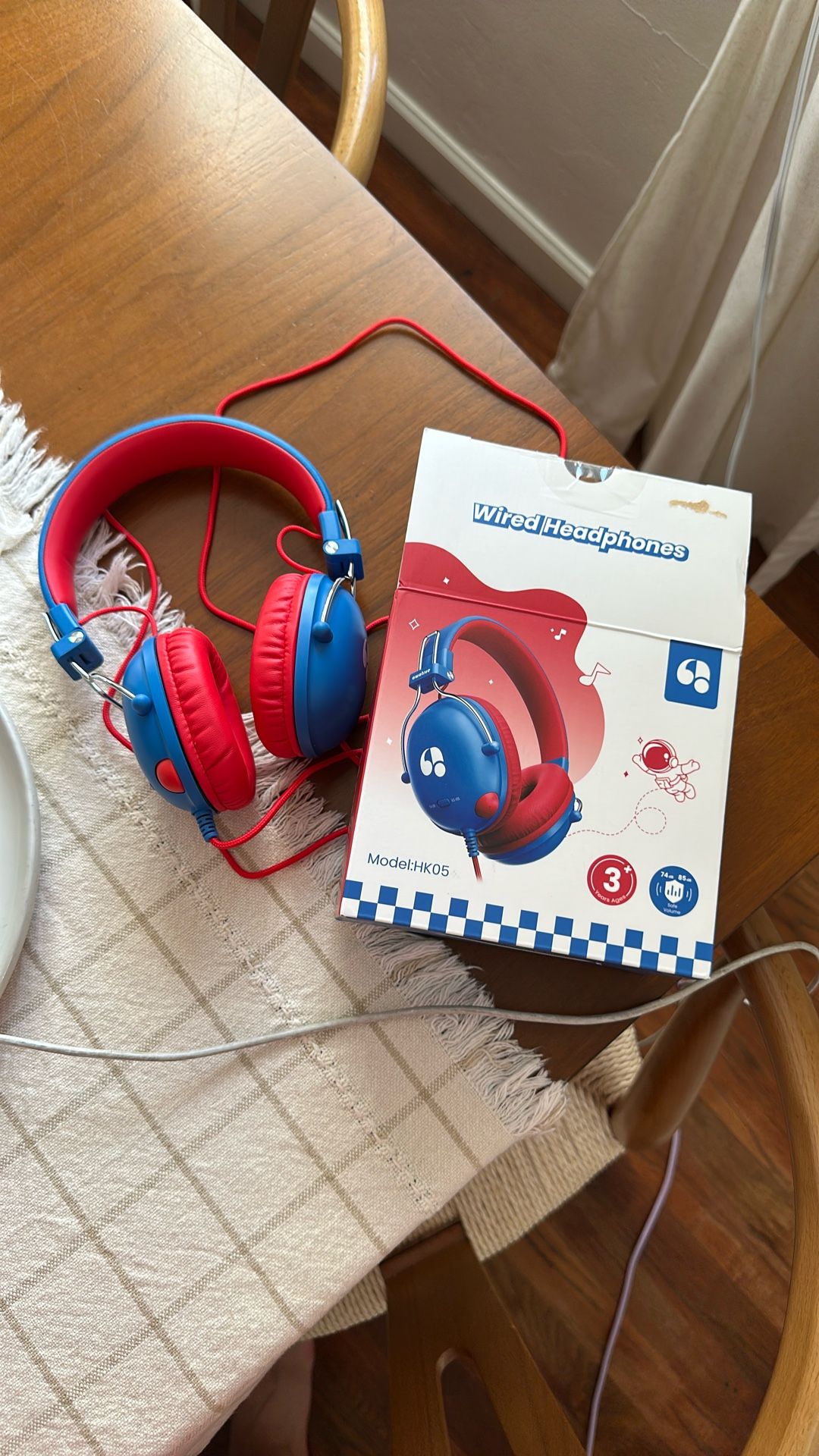Kids Headphones with Cord for School, 74/85dB Volume Limit, Wired On-Ear Headphones for Kids Boys Girls, Stereo Sound, 3.5mm Jack for Tablet, Kindle,