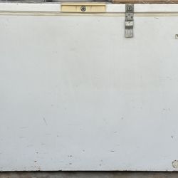 Frigidaire Deep Freezer 48” X 27”