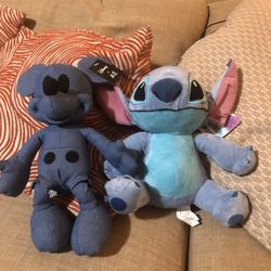 Disney Plushies (like New) 