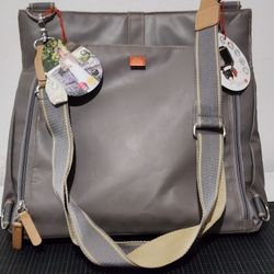 Paca Pod Parent Bag BNWT