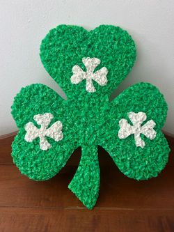 Glitter Plaque Melted Popcorn Shamrock 16” x 14.25”
