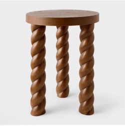 Target threshold braided side table