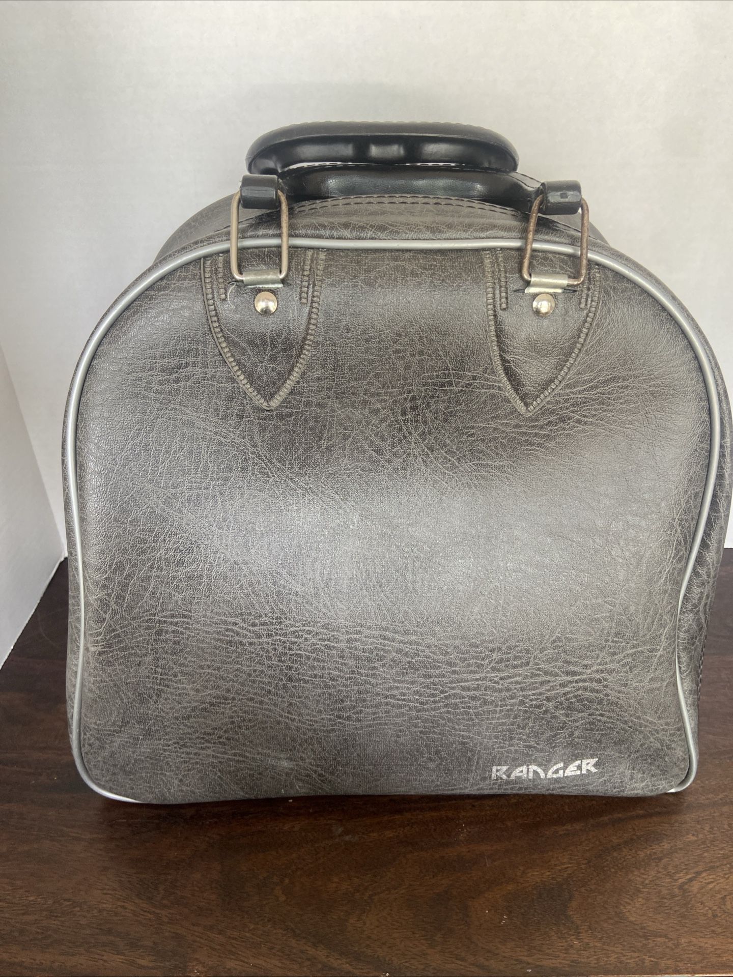 Vintage Leather ranger Bowling Bag With Rack