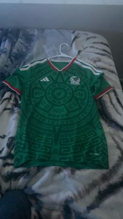 Kids 2026 Mexico jersey size large great condition