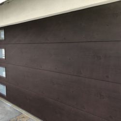 Beautiful Garage Doors 16'x7'