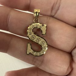 10kt Yellow Gold Initial S Pendant