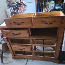 Media cabinet