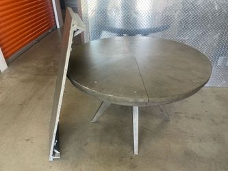 Table with extension