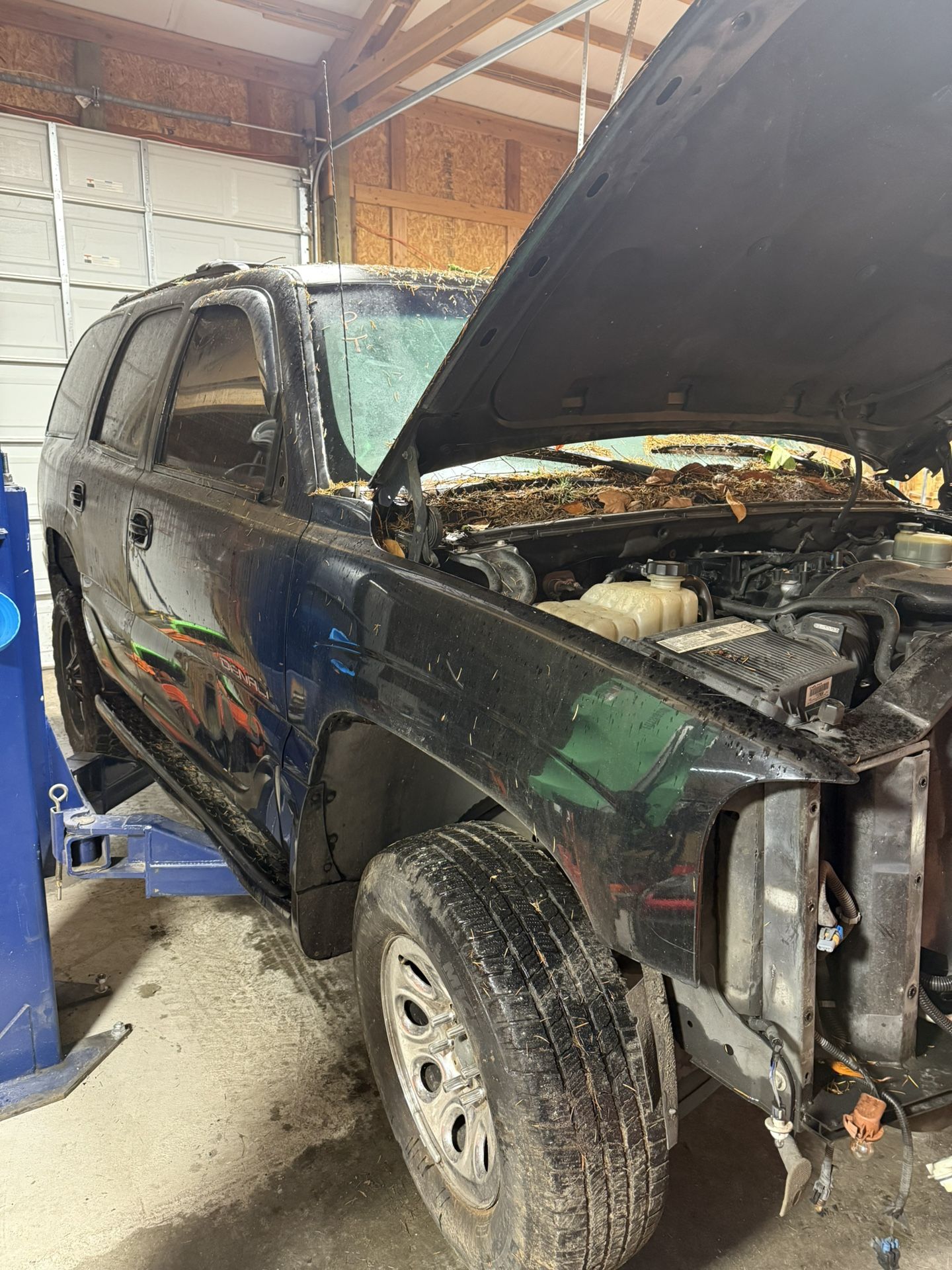 2002 GMC Denali Part Out