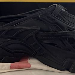 Balenciaga Women’s Slides Gently Used