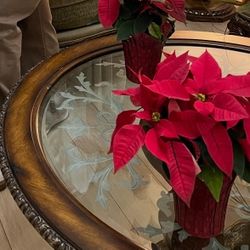 Mesita clásica // Classic Side Table