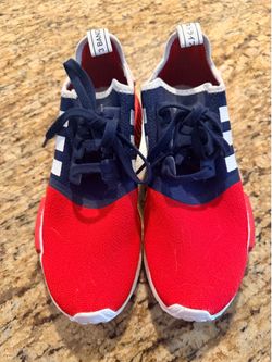 Size 8.5 addidas shoes