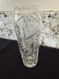 Gorgeous Cut Crystal Bud Vase Pinwheel Shine