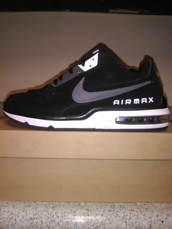 Mens Airmax sz 9.5 for Sale in Chino Hills, CA - OfferUp