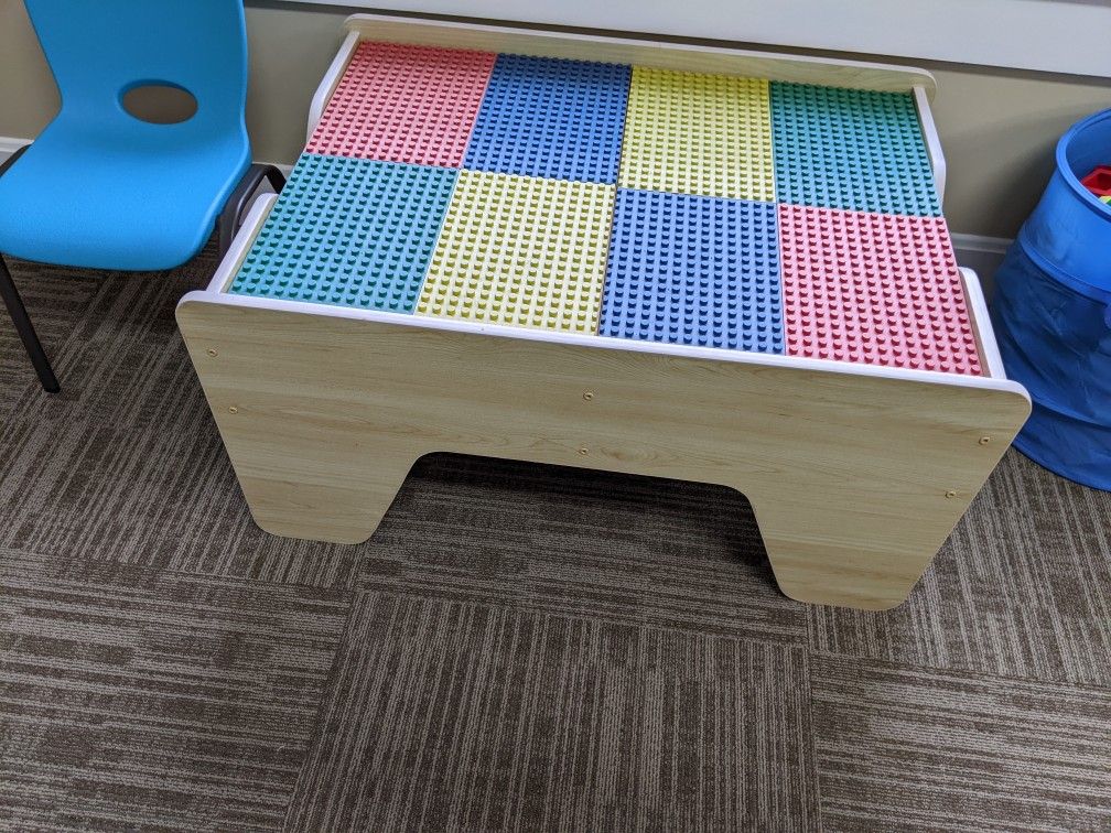 Duplos/Car Track Table
