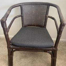 Wicker/Rattan Style Club Chairs 