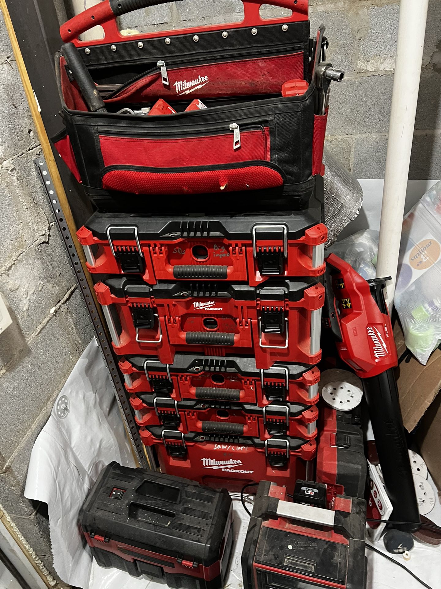 Milwaukee M18 Fuel Pack out set