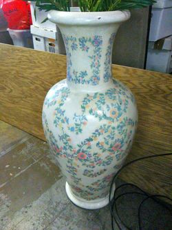 VASE CERAMIC