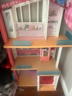 Barbie Dream House (2020)